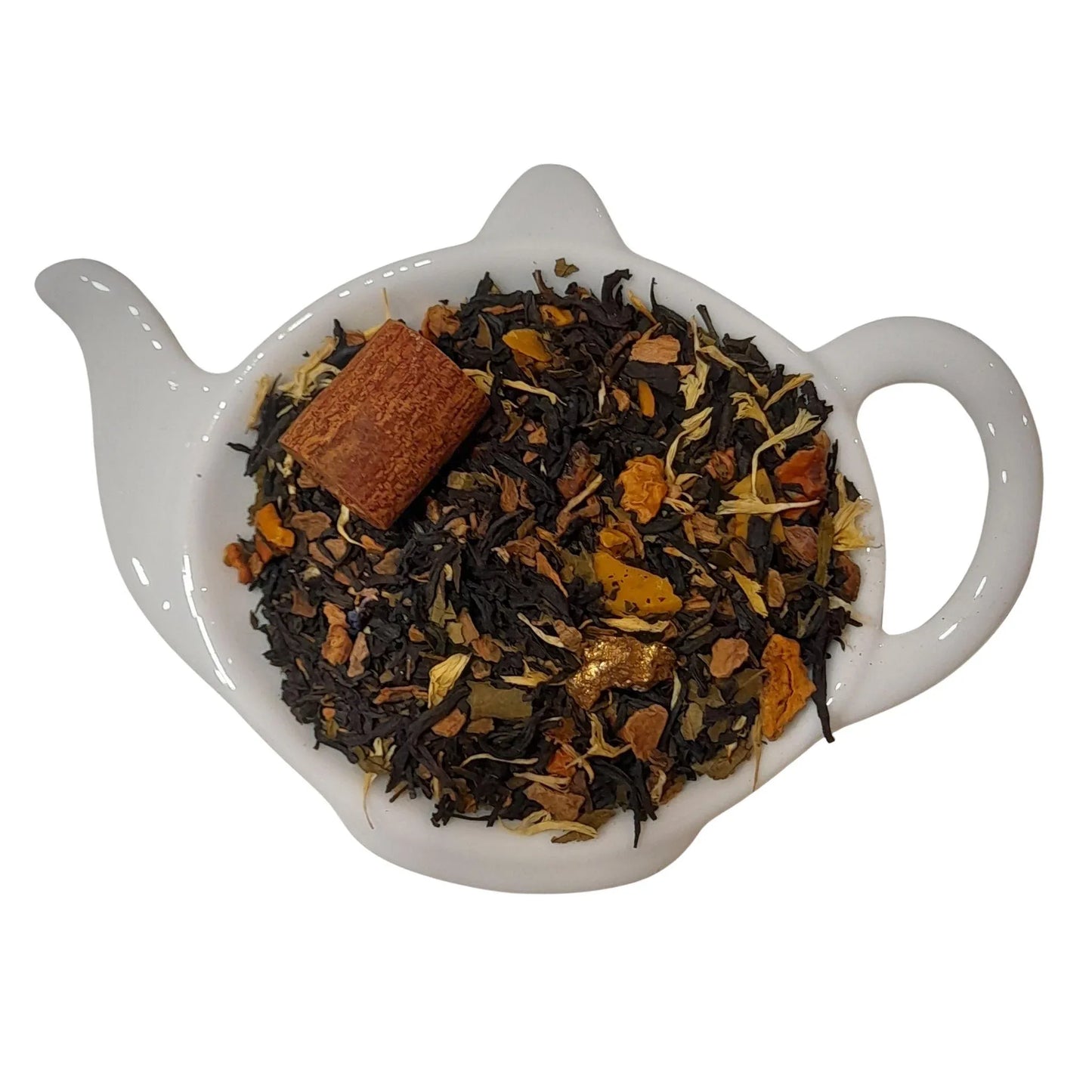 Zwarte thee Cinnamon Sparkle met kaneel en fonkelende gouden suikerstukjes, een sprankelende blend vol warmte en zoetheid.
